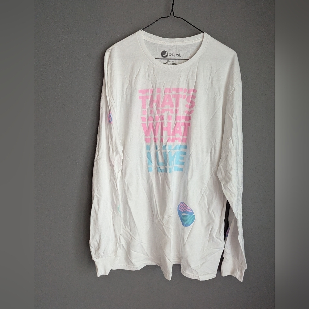NWT. Pepsi Crewneck Long Sleeve Shirt In A Unisex XL. White, Pink And Blue.